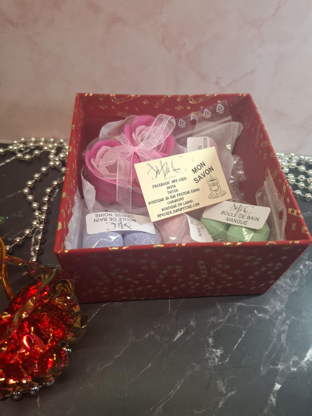 Coffret boules de bain et fleurs