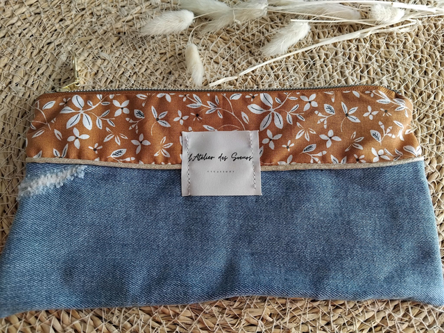 Trousse upcyclée CHAMPETRE