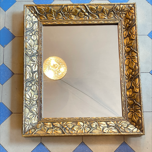 Jugendstil Spiegel gefasst und vergoldet