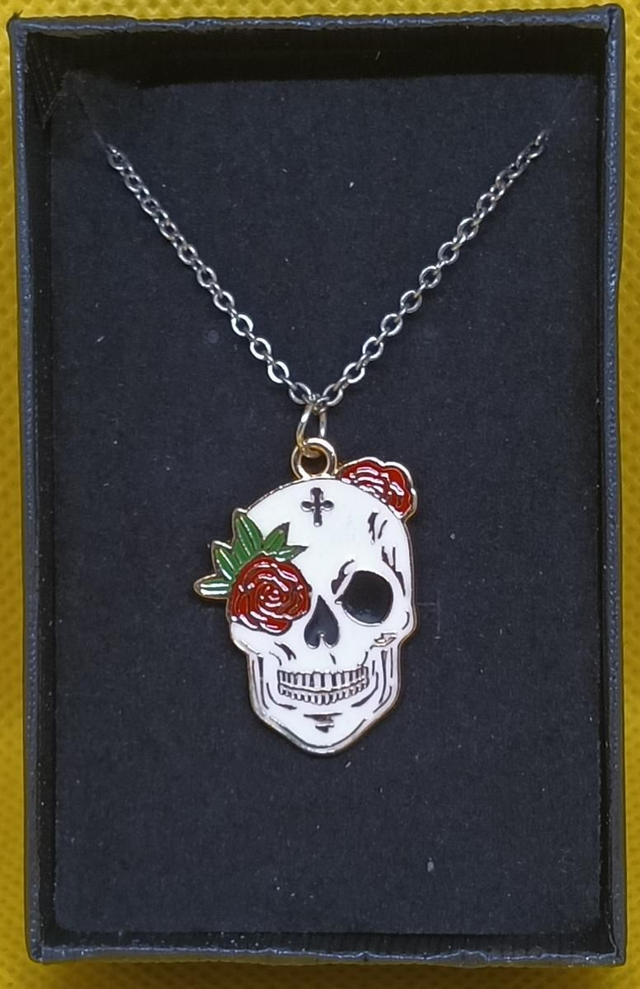 Enamel Skull and Roses Pendant Necklace.