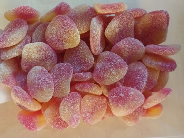 PEACHES (VENDU PAR 100G)