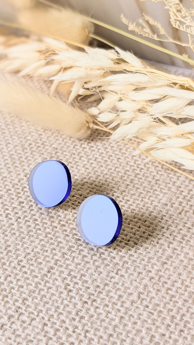 Petites boucles rondes asymétriques bleues effet miroir