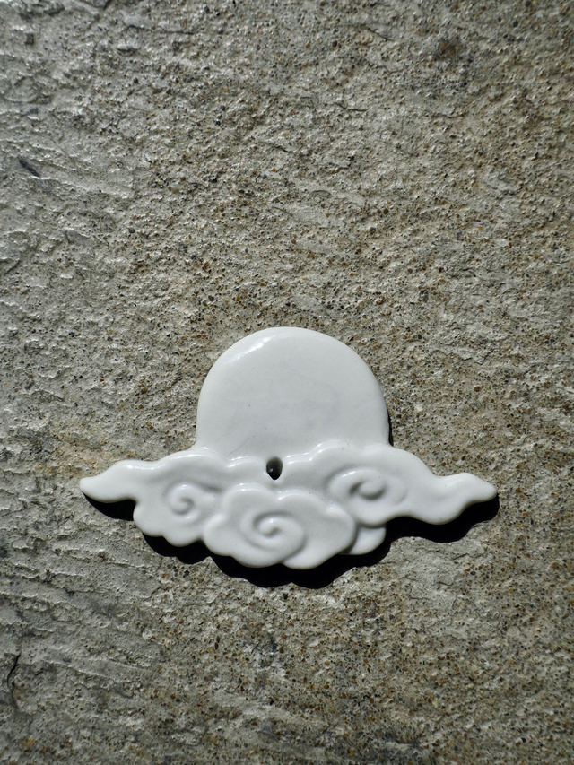 Kutani Incense Holder GEKKO