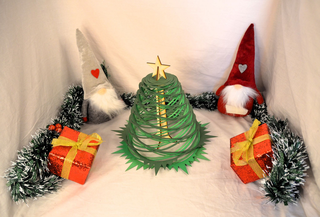 Sapin en papier carton