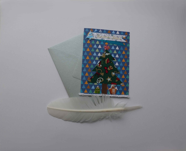 Bonnes fêtes avec le sapin de Noël