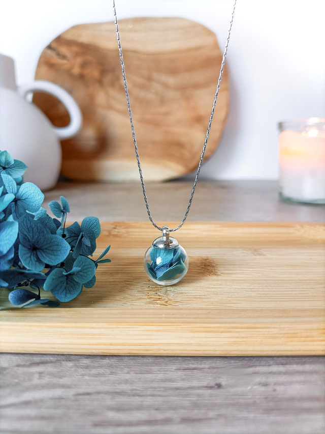 Collier Pendentif en verre fleuri- Sérénité