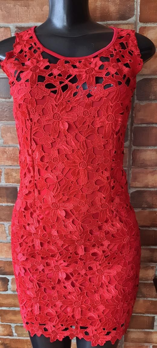 Vestido Vermelho Renda