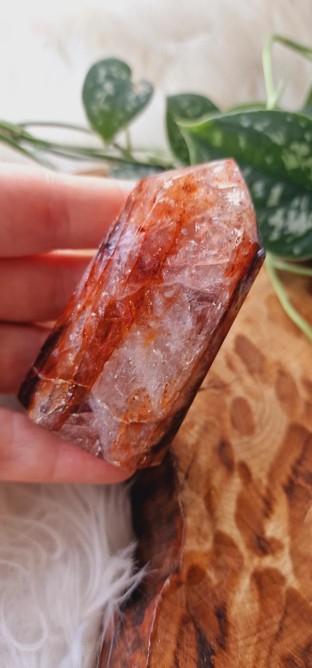 Fire Quartz Point C-136g