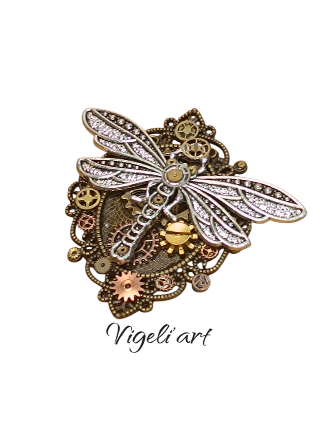 Broche ovale steampunk libellule 