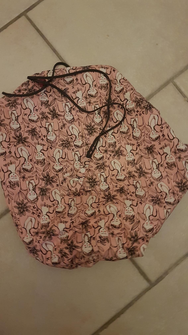 Tapis pieds au sec rose silhouette de femme