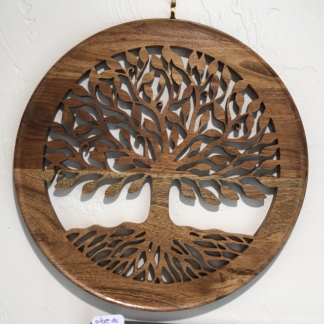 Arbre de vie en bois découpé à la main