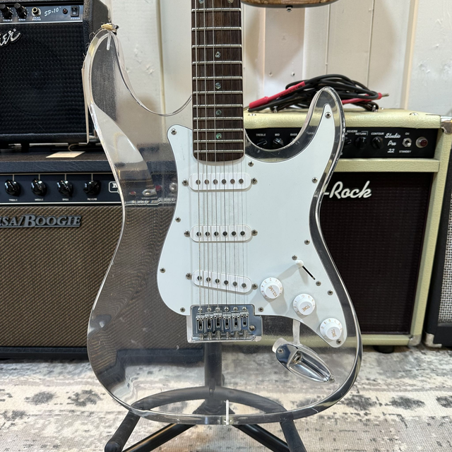 Replica Fender Stratocaster