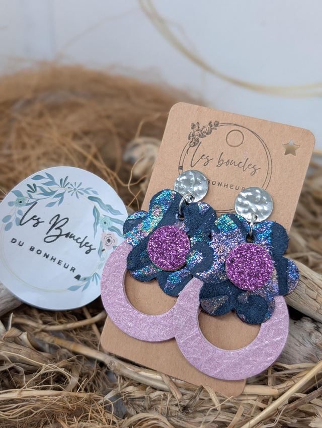 Boucles d'oreilles fleur rétro rose holographique mo638