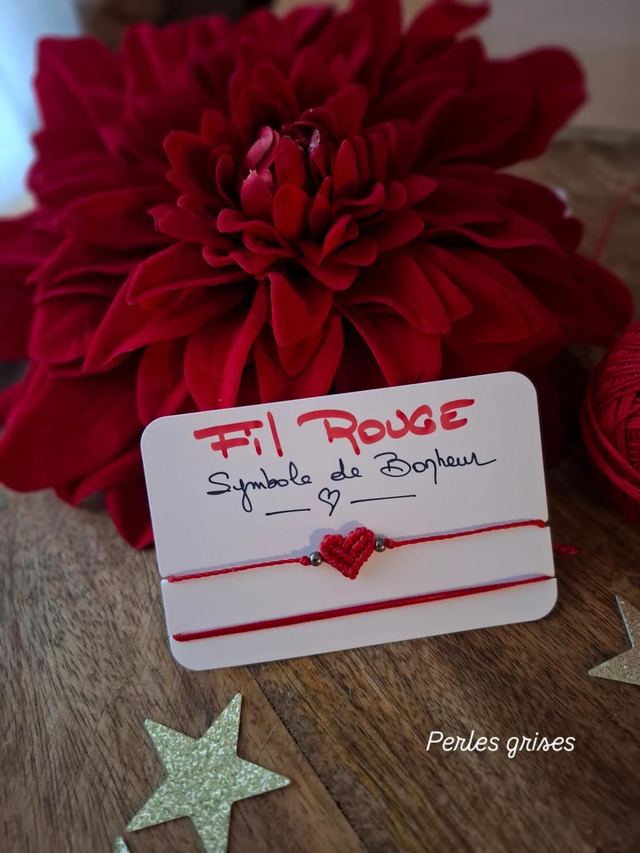 Fil rouge ❤️ - perles grises