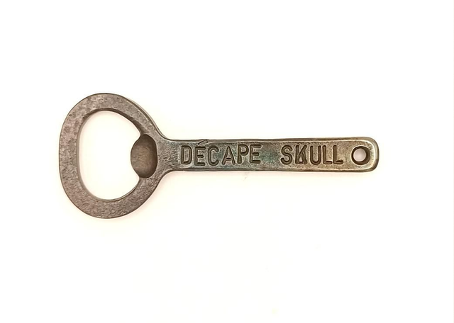 Décapsuleur artisanal forgé - DÉCAPE SKULL