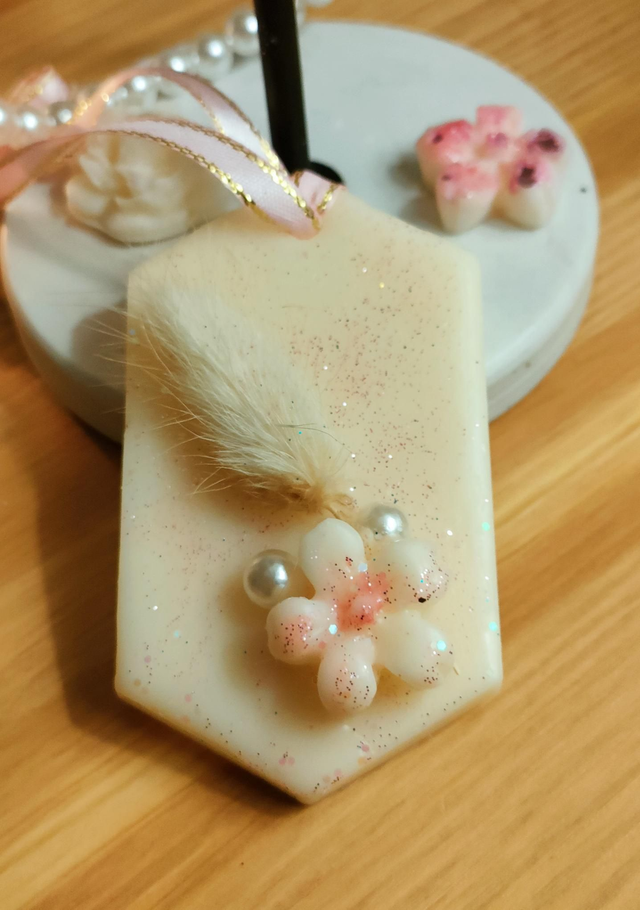 Suspension &quot;Monoï&quot;