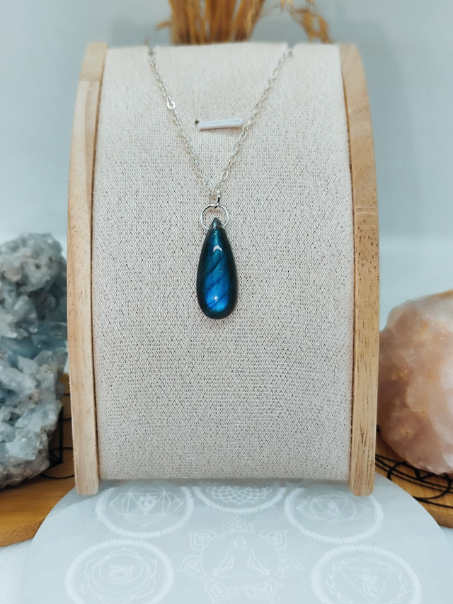 Labradorite 