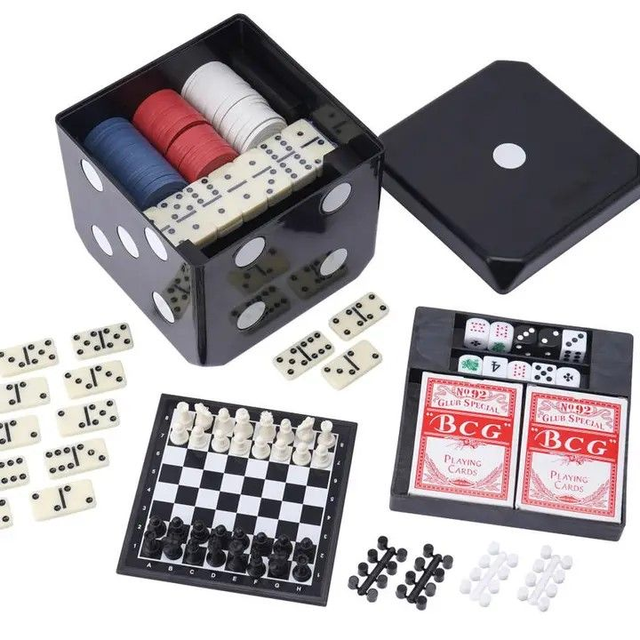 6-in-1 Game Cube