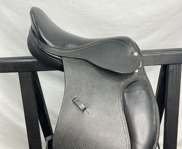 Selle Fouganza 15”