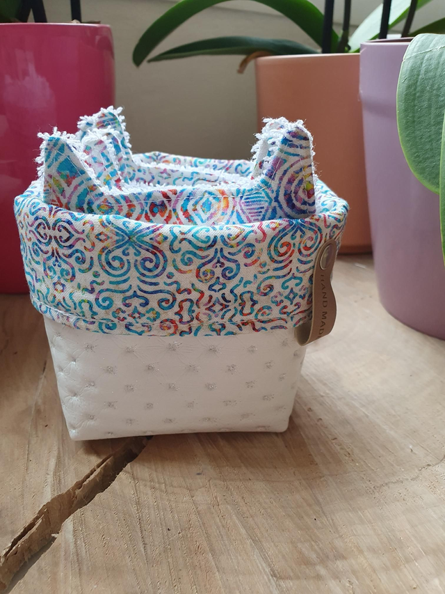 Panière lingettes chat