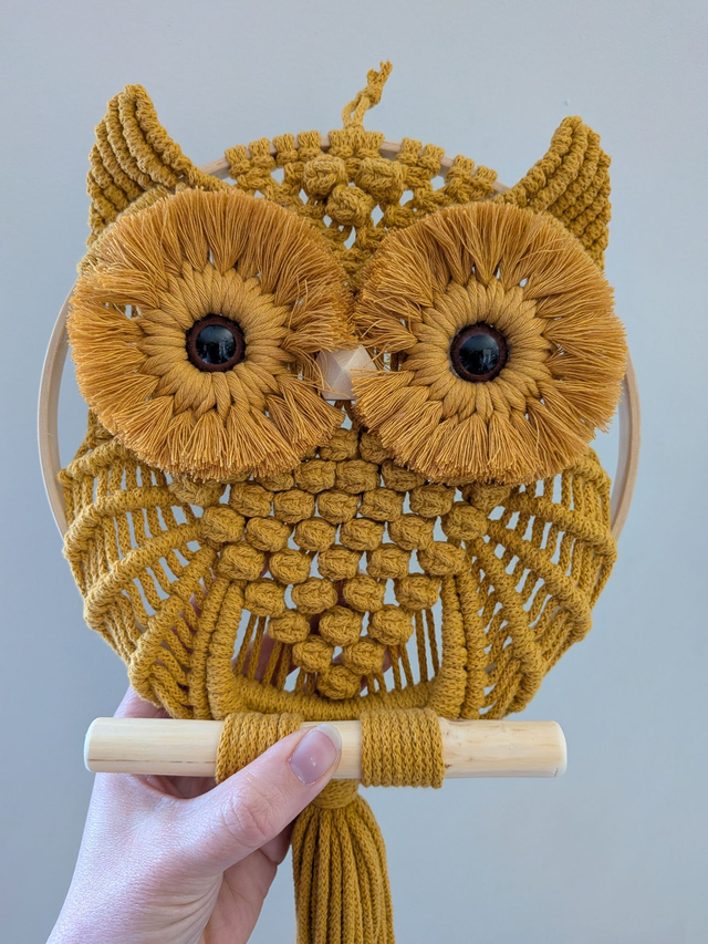 Hibou macramé "Jaune Moutarde" (Grand modèle)