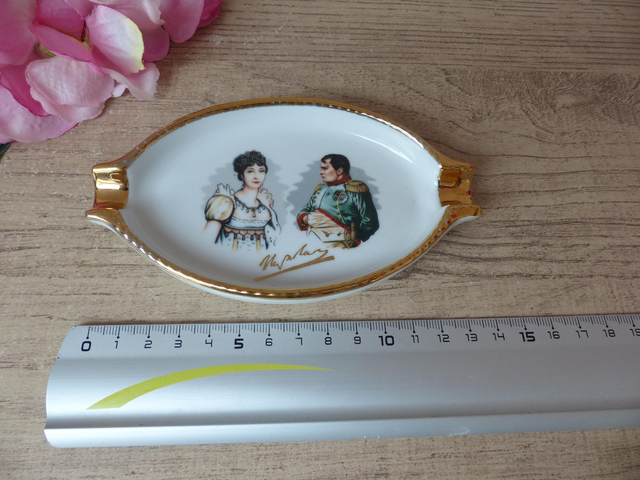 Cendrier en Porcelaine F.D Chauvigny – Napoléon & Joséphine – Modèle Corse Doré à l'Or Fin