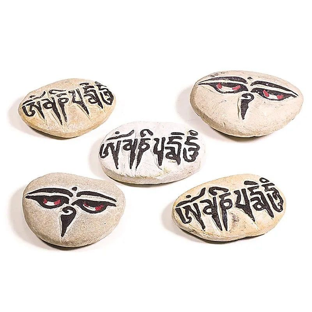 Pierres Artisanales avec Mantra Om Mani Padme Hum et Yeux de Bouddha : Énergie et Protection !