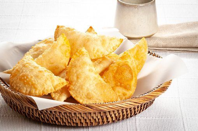 Massa de pastel disco 400 gr (Envio esclusivo com isopor disponível no site)