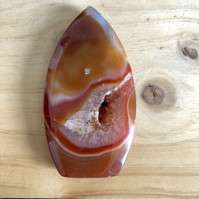 Cornaline tranche cristallisée AA