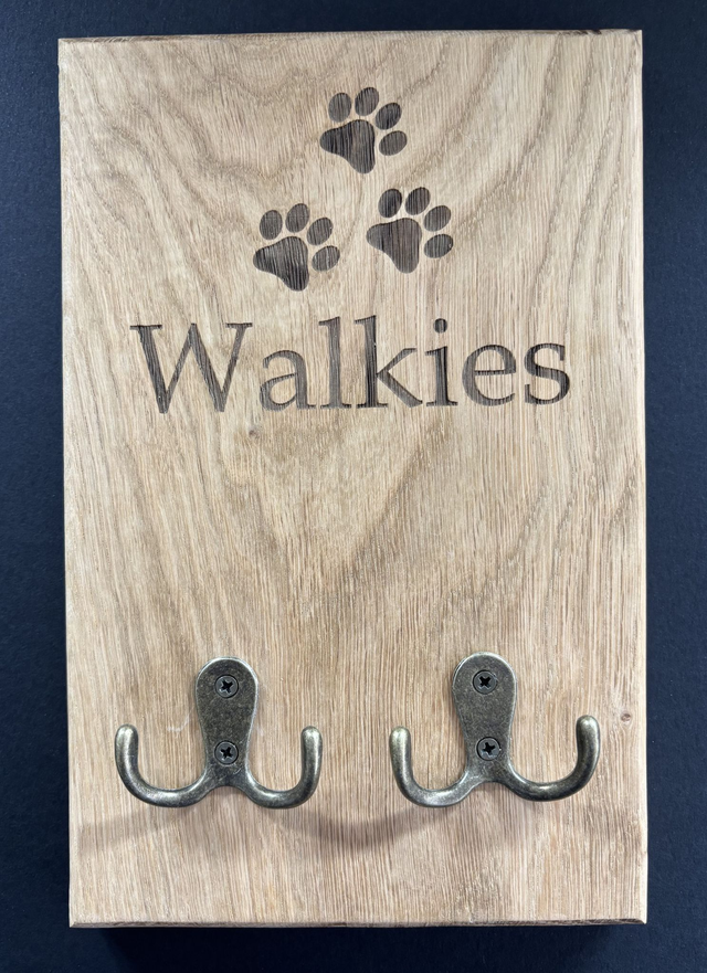 Double dog lead hook