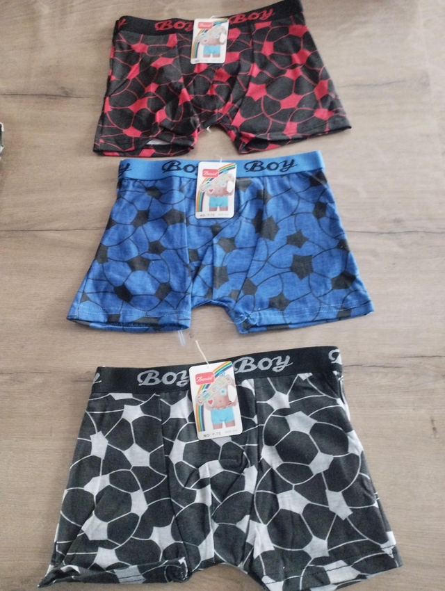 Lot de 3 boxers garçons imprimés foot taille 6/8 ans