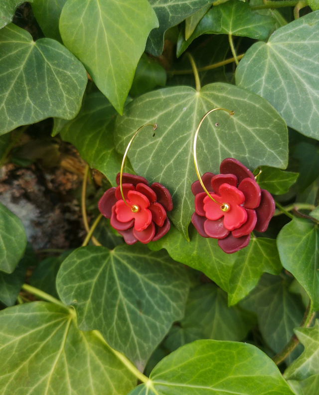 Collection Florale Pétale Pourpre - Boucles d&#039;oreilles Flore (version dorée) 