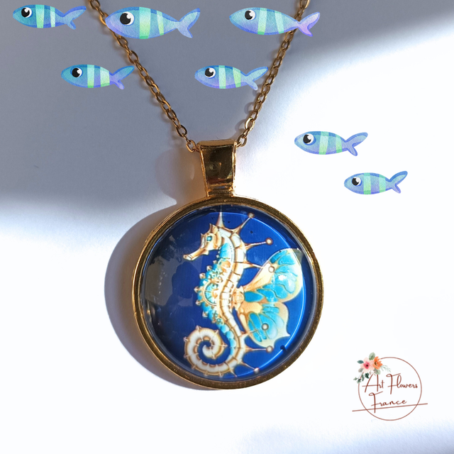 Collier illustré - Hippocampe