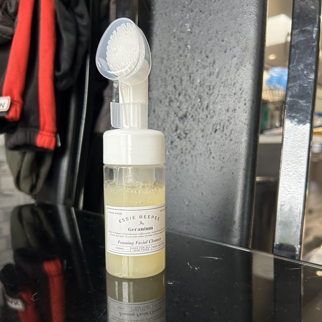 Geranium Foaming Facial Cleanser - 100ml