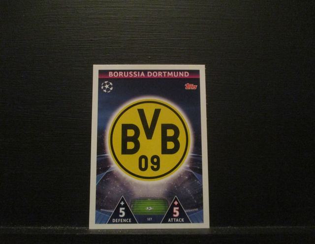 BORUSSIA DORTMUND - UEFA Champions League Match Attax 2018/19 Original Trading Card #127