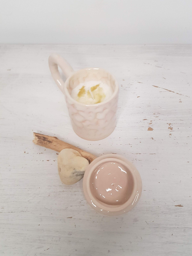 Bougie collection Neige éternelle (modèle tasse rose et blanc)