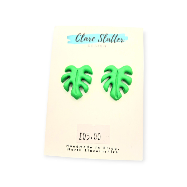 Monstera leaf studs