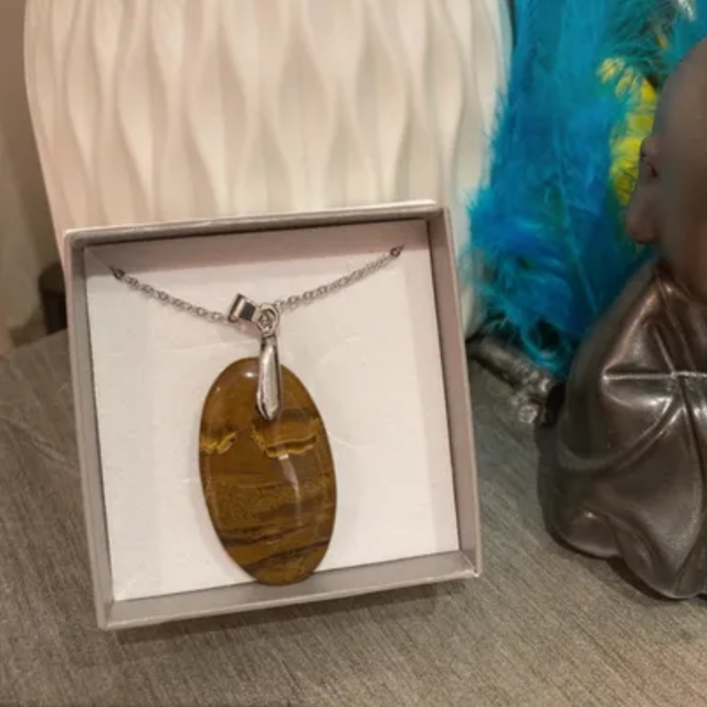 Pendentif œil de tigre avec chaîne argent 925