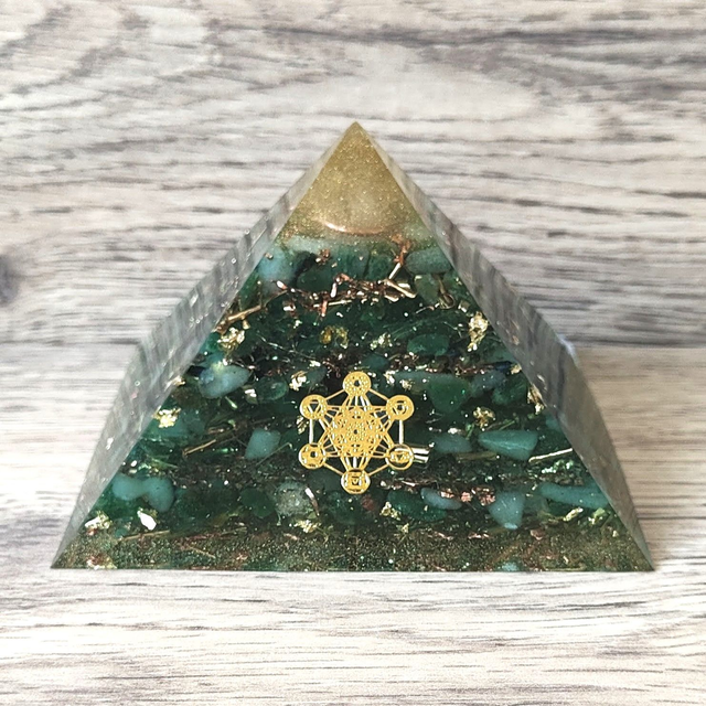 pyramide aventurine métatron