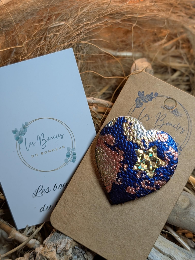 Broche coeur étoile marine dorée b030