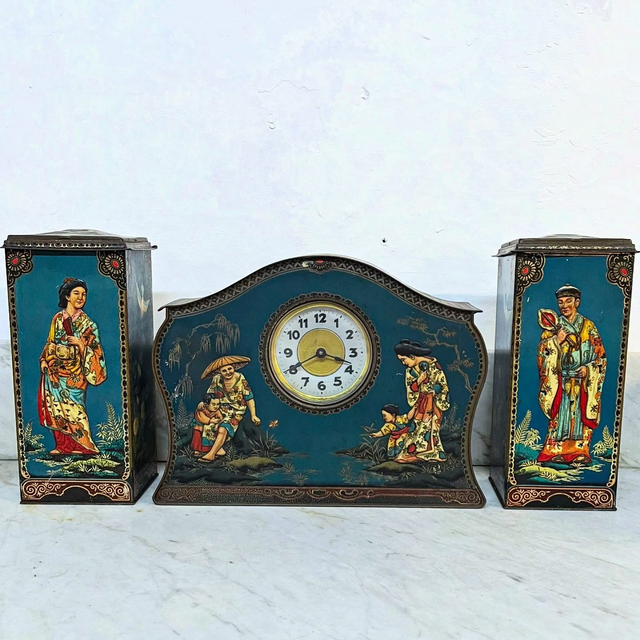 Early 20th Century “Victory V Gums & Lozenges” Chinoiserie Clock Tin by Fryer & Co., England