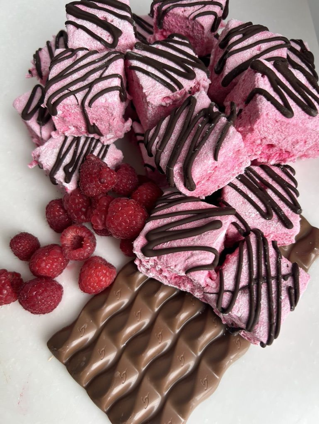 Raspberry Ruffle