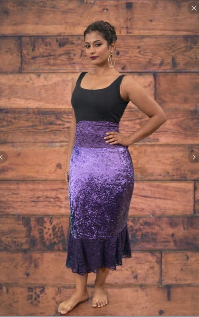 028 Taille M Jupe velours violet 