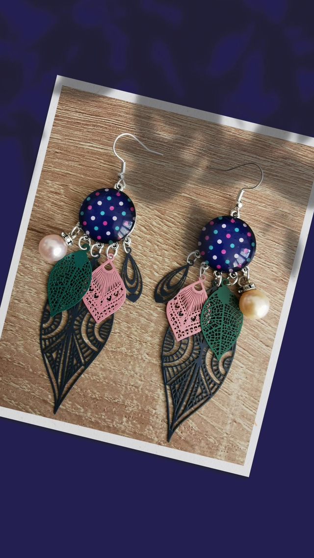 Boucles cabochon pois réf 145