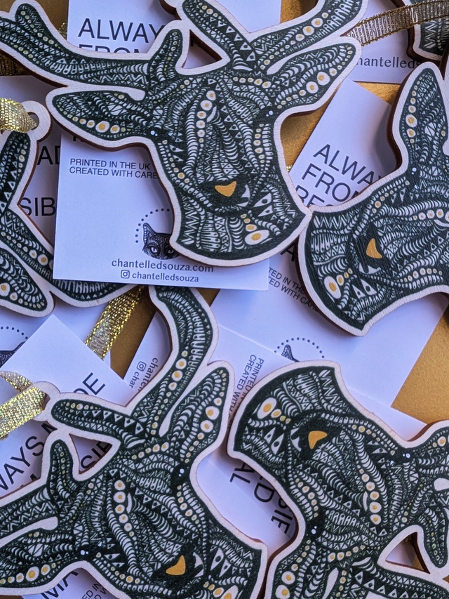 Stag Hanging Decoration – Eco-Friendly Wooden Ornament