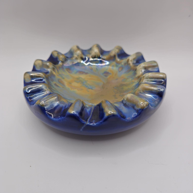 Cendrier en céramique d'art 