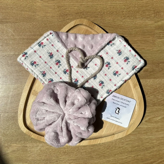 Duo débarbouillette et fleur de douche minky rose 1