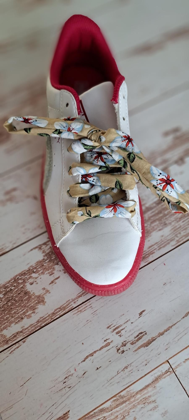 Lacets fleurs de cerisiers 