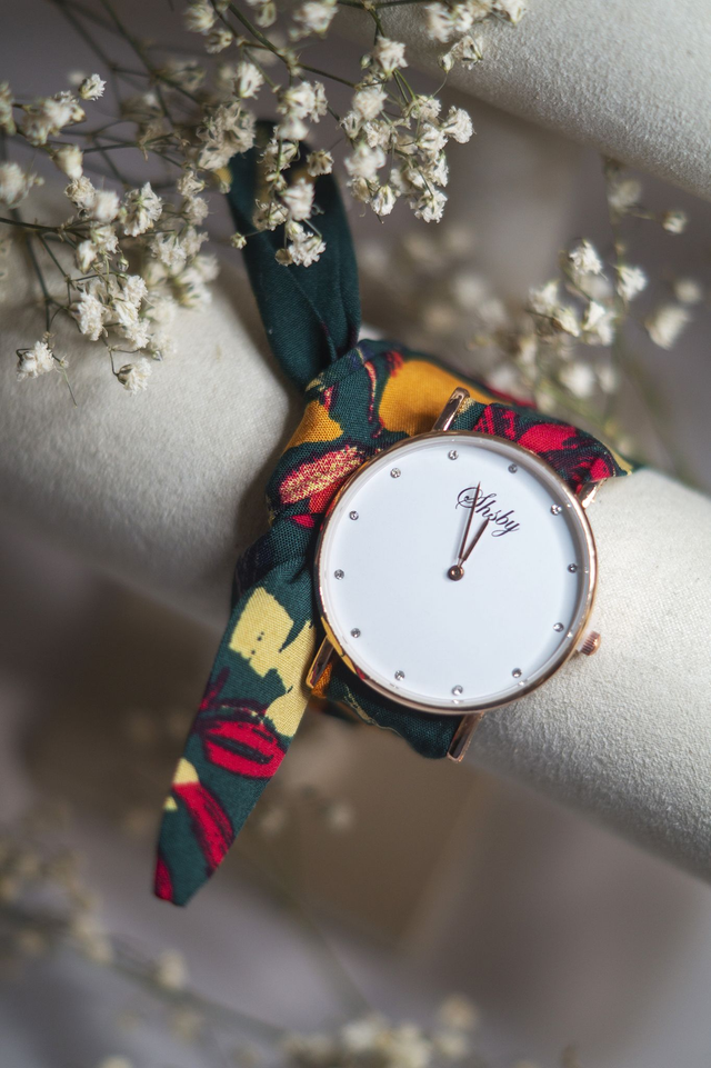 Montre - bracelet tissu vert à motifs