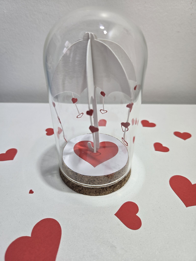 Coup de Foudre – Cadeau Romantique Sous Cloche de Verre